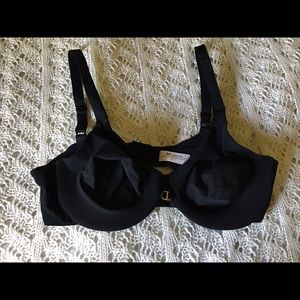 Wacoal underwire black bra. Size 38C.